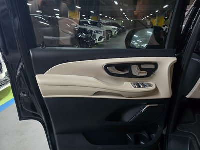 MERCEDES-BENZ V-CLASS - 10