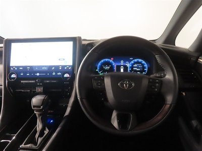 2026 Toyota ALPHARD photo 5