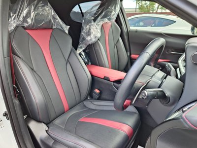 2024 Lexus UX 缩略图 12