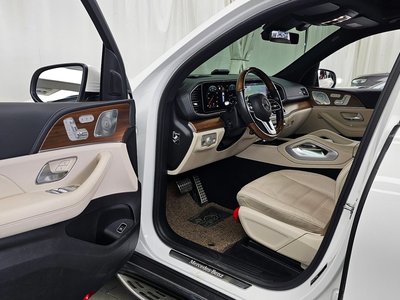 MERCEDES-BENZ GLS - 10
