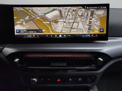 2025 BMW 4 SERIES — миниатюра 12