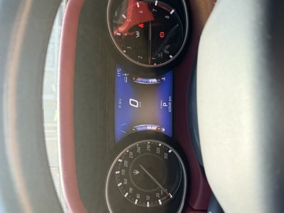 MASERATI LEVANTE - 6