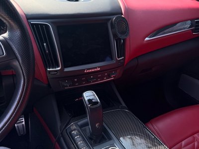 MASERATI LEVANTE - 8