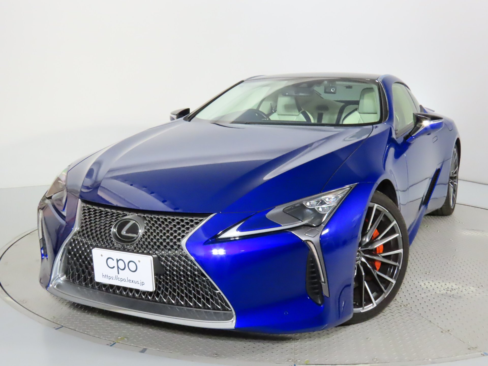 LEXUS LC - View 1