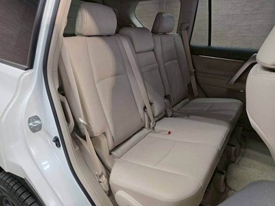 TOYOTA LAND CRUISER PRADO - 10