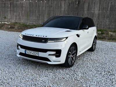 صورة 4 لـ 2023 LAND Rover RANGE ROVER SPORT