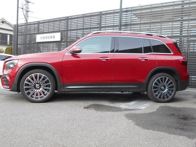 MERCEDES-BENZ GLB - 4