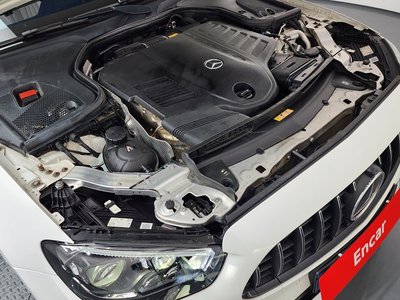 MERCEDES-BENZ E-CLASS - 7