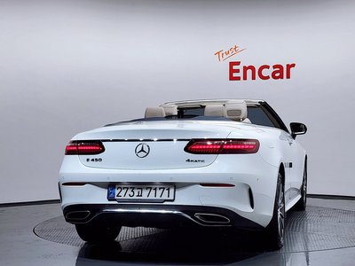 MERCEDES-BENZ E-CLASS - 4