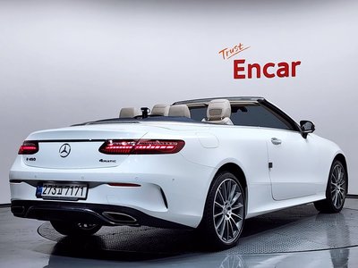 MERCEDES-BENZ E-CLASS - 3