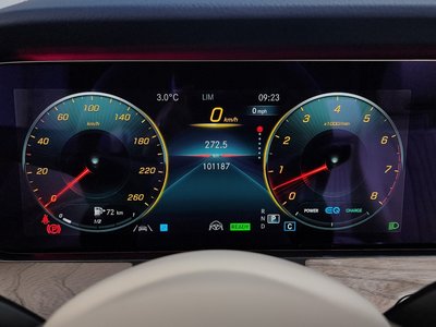 MERCEDES-BENZ E-CLASS - 8