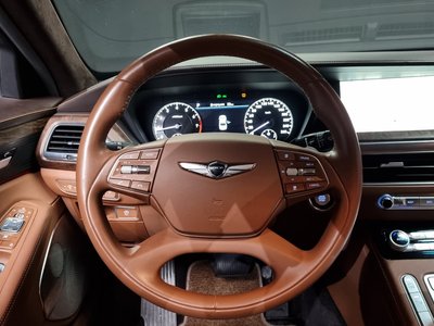 2021 Genesis G90 — миниатюра 13