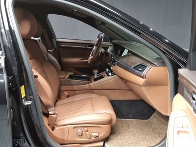 2021 Genesis G90 — миниатюра 11
