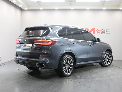 2020 BMW X5 照片 2