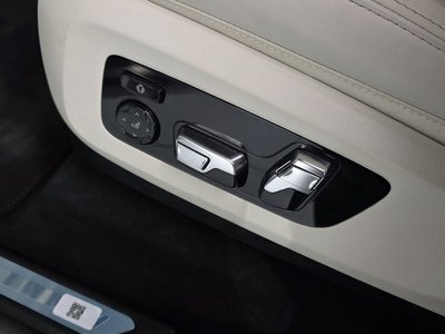 2025 BMW X5 缩略图 33