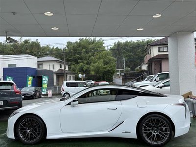 2017 Lexus LC photo 6