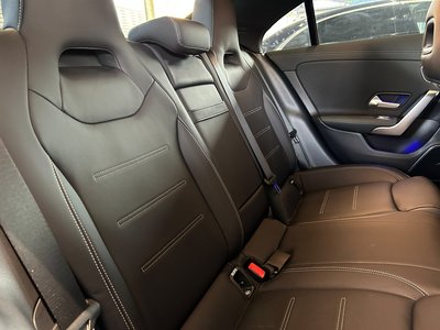 MERCEDES-BENZ CLA - 10