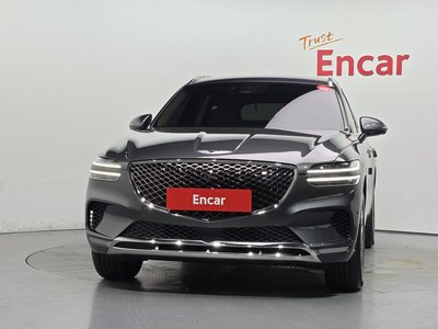 2022 Genesis GV70 photo 2