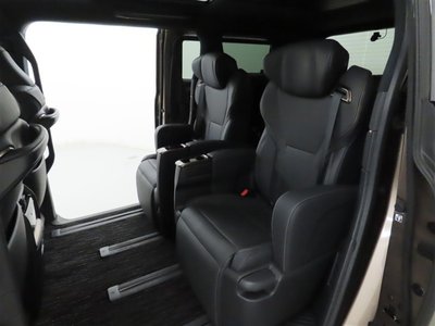 صورة مصغرة 31 لـ 2023 Toyota ALPHARD
