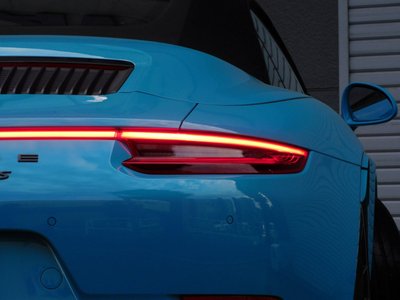 صورة 8 لـ 2017 Porsche 911