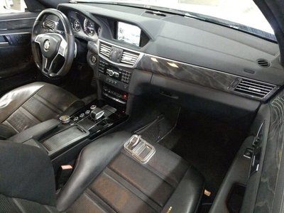 MERCEDES-BENZ E-CLASS - 3