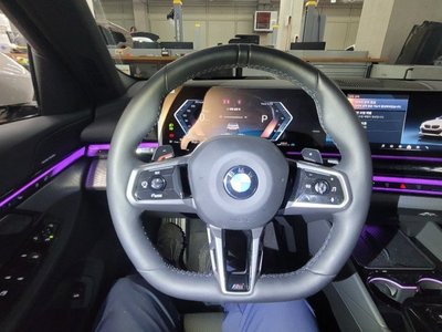 BMW 5 SERIES - 8