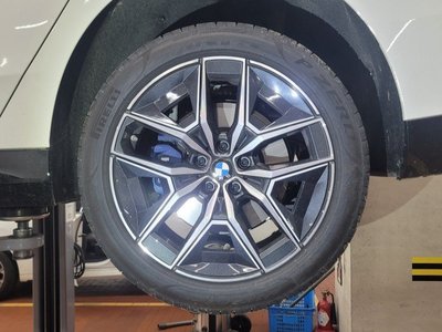 BMW 5 SERIES - 7