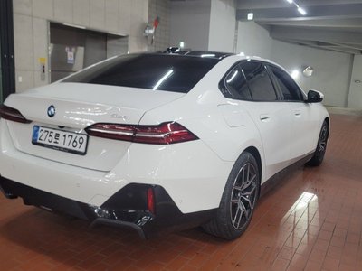 BMW 5 SERIES - 3