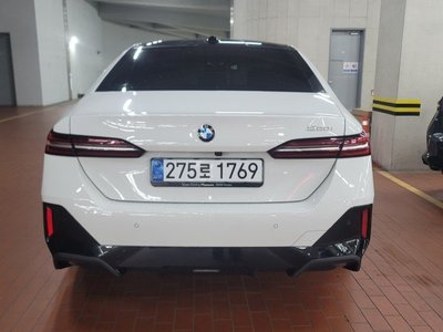 BMW 5 SERIES - 2