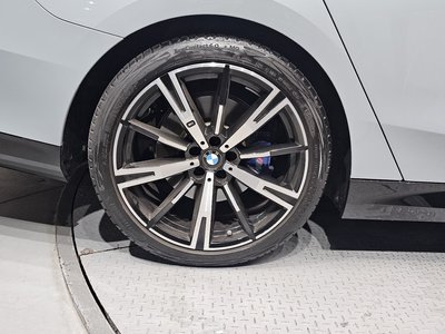 صورة 6 لـ 2024 BMW 5 SERIES
