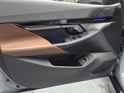 2024 BMW 5 SERIES 缩略图 14