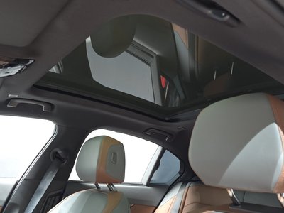2024 BMW 5 SERIES 缩略图 29