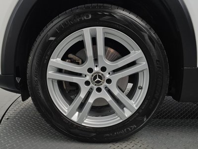 MERCEDES-BENZ GLB - 6