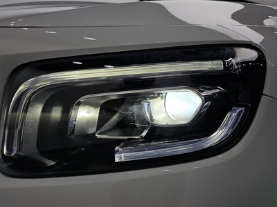 MERCEDES-BENZ GLB - 9