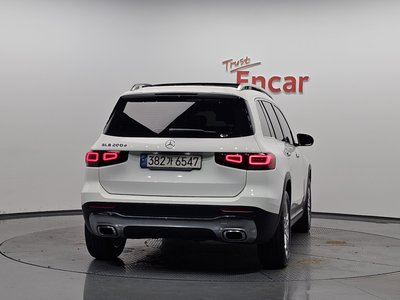 MERCEDES-BENZ GLB - 4