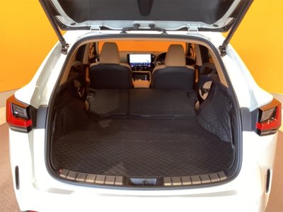 2025 Lexus NX — миниатюра 24