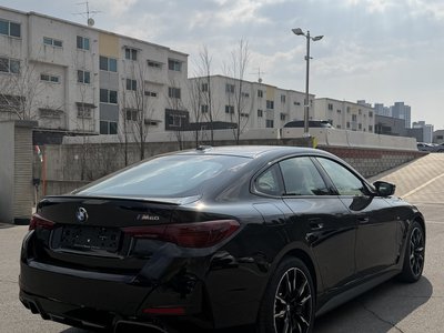 BMW I4 - 8