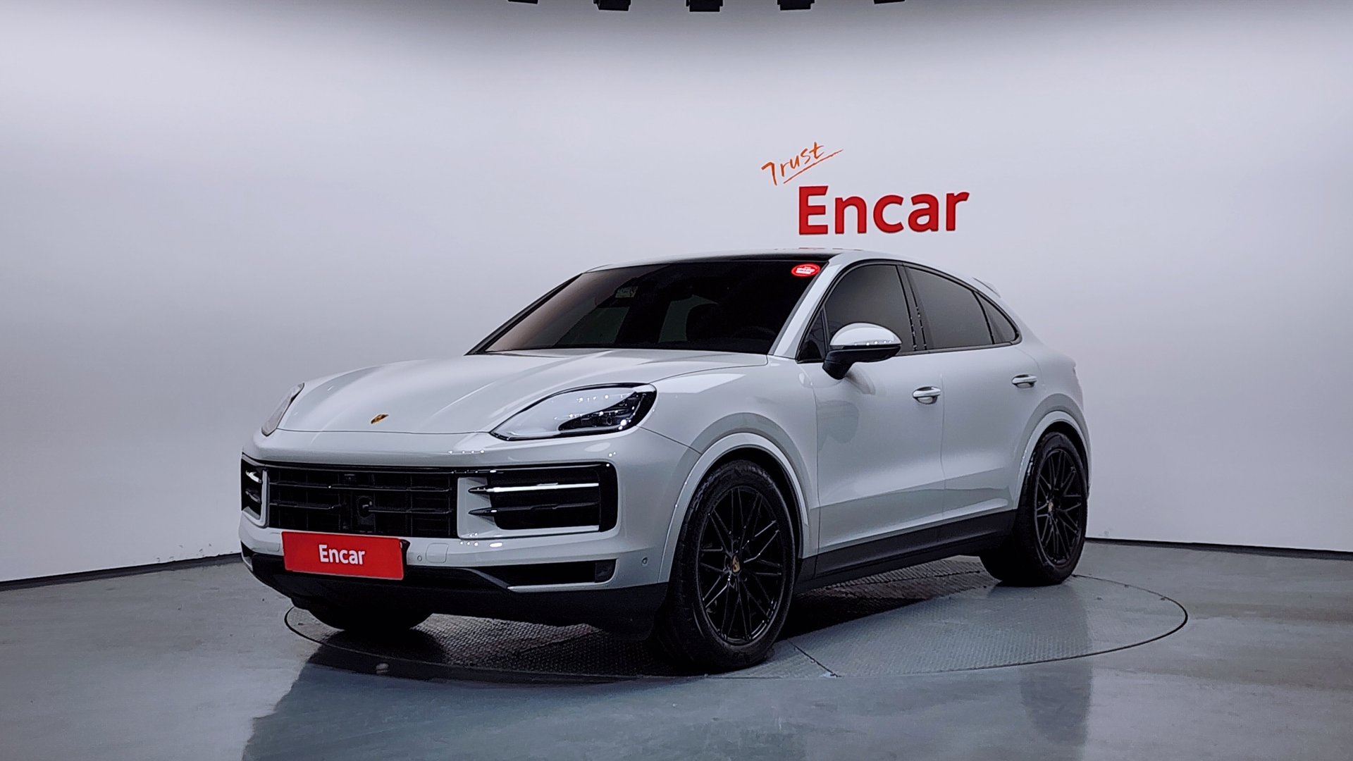 PORSCHE CAYENNE - View 1