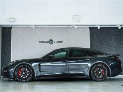 PORSCHE PANAMERA - 6