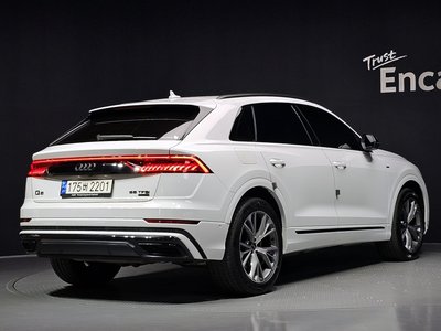 2022 AUDI Q8 照片 4
