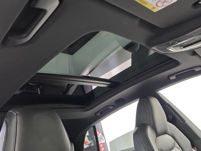 صورة مصغرة 24 لـ 2022 AUDI Q8