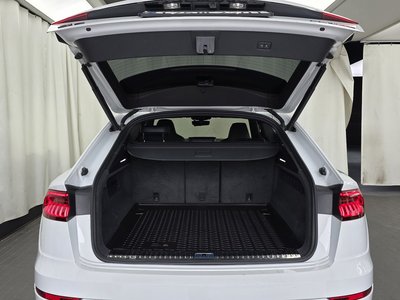 صورة مصغرة 26 لـ 2022 AUDI Q8
