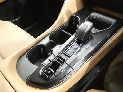 2024 Toyota CROWN SPORT thumbnail 24