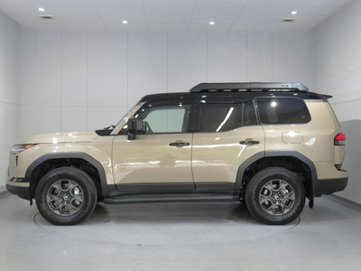 صورة 4 لـ 2025 LEXUS GX