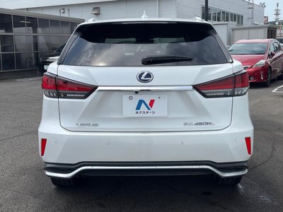 صورة مصغرة 16 لـ 2020 Lexus RX
