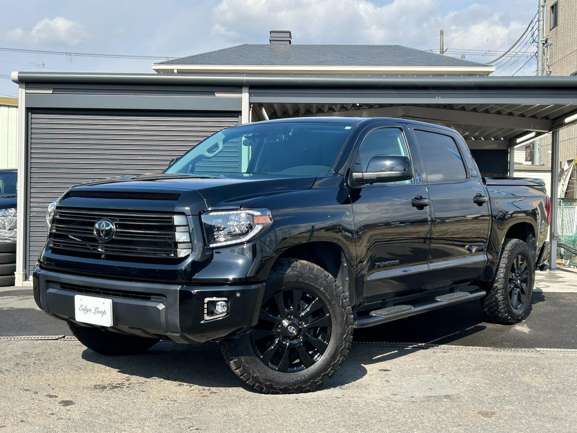 TOYOTA TUNDRA - View 1
