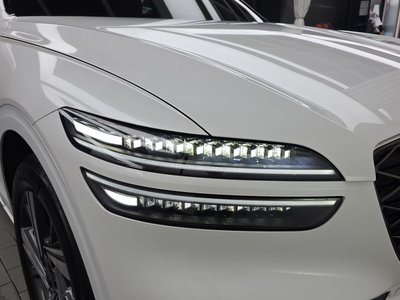 صورة 9 لـ 2024 Genesis GV70