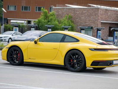 2021 Porsche 911 — миниатюра 15