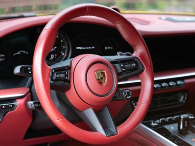 PORSCHE 911 - 9