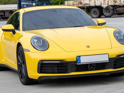 2021 Porsche 911 — миниатюра 14